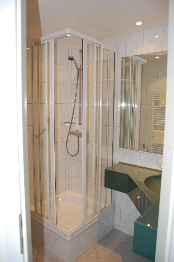 Hotel Gruener Baum Bretzenheim Экстерьер фото