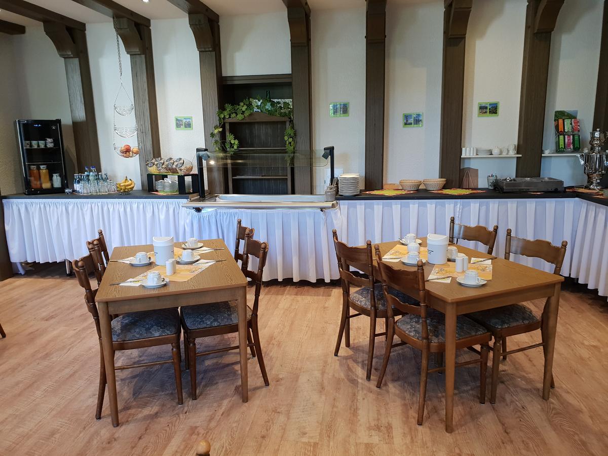 Hotel Gruener Baum Bretzenheim Экстерьер фото