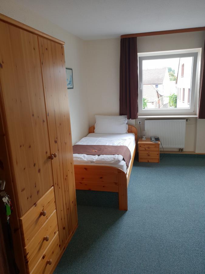 Hotel Gruener Baum Bretzenheim Экстерьер фото