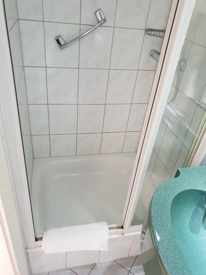 Hotel Gruener Baum Bretzenheim Экстерьер фото